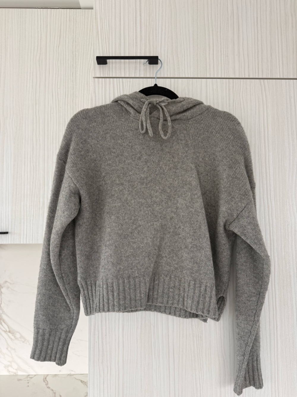 Babaton Cashmere Oversized Gray Hooded Knit Sweater